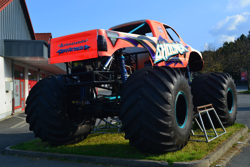 Monster Trucks: Ein Ausflug in die Welt der Kraft und Fantasie