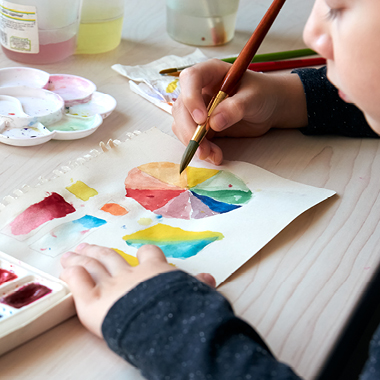 Die Magie der Farbe: Wie Malvorlagen Kindern helfen, ihre Kreativität zu entfesseln