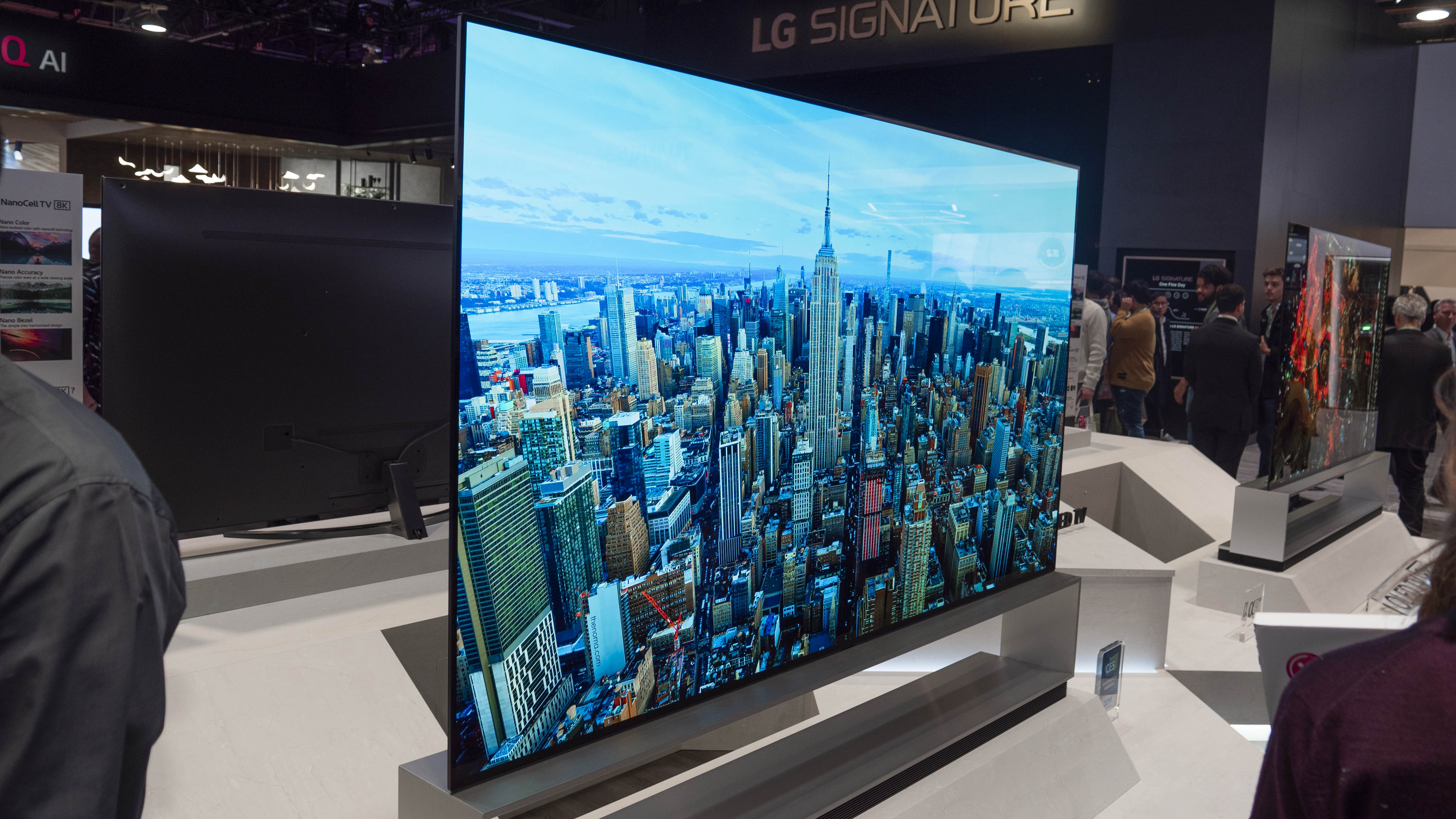 CES 2019: 8K OLED eller QLED i 2019?