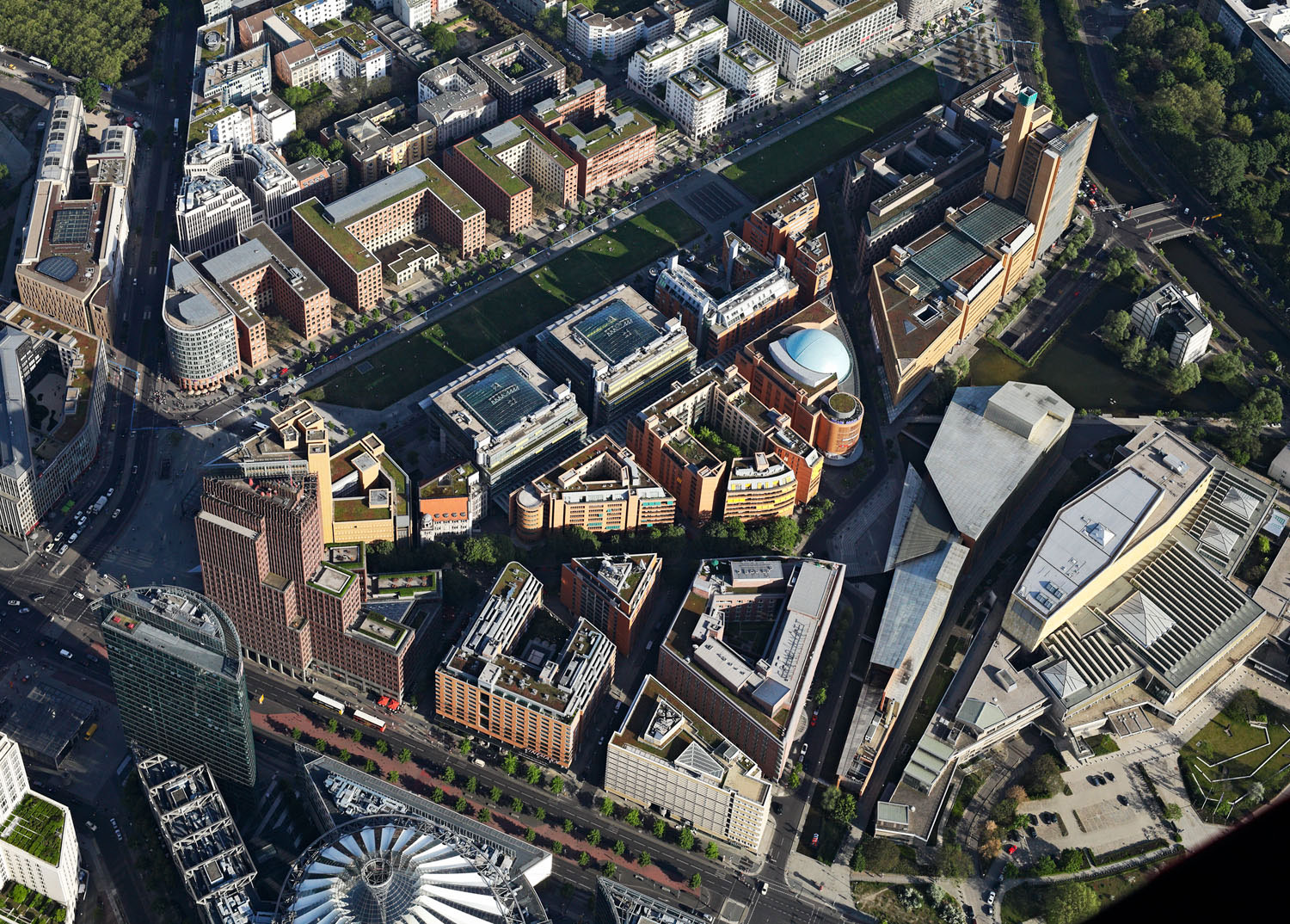 Potsdamer Platz - Greenroofs.com