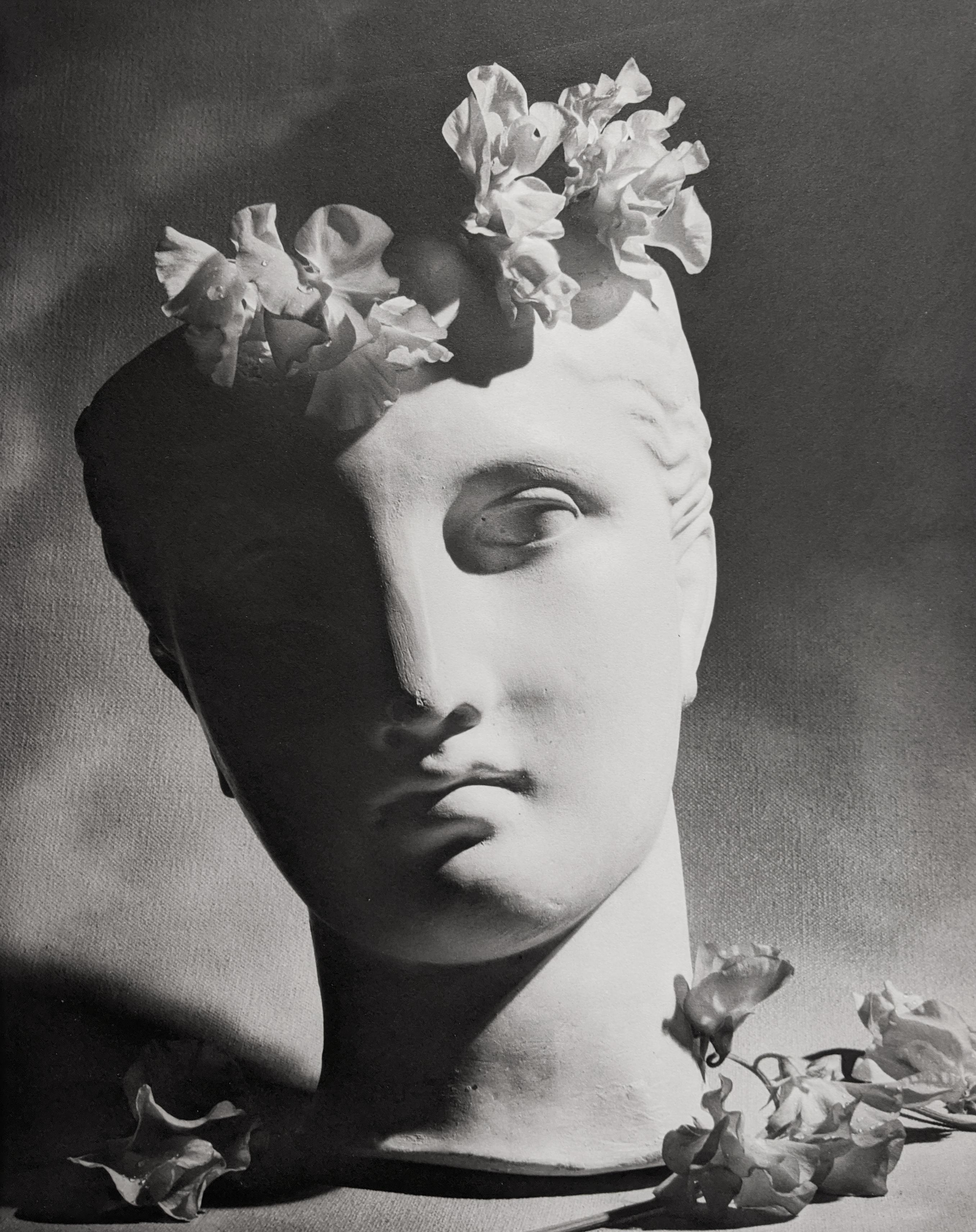 Horst P. Horst Photography - 123 For Sale at 1stDibs | horst p horst