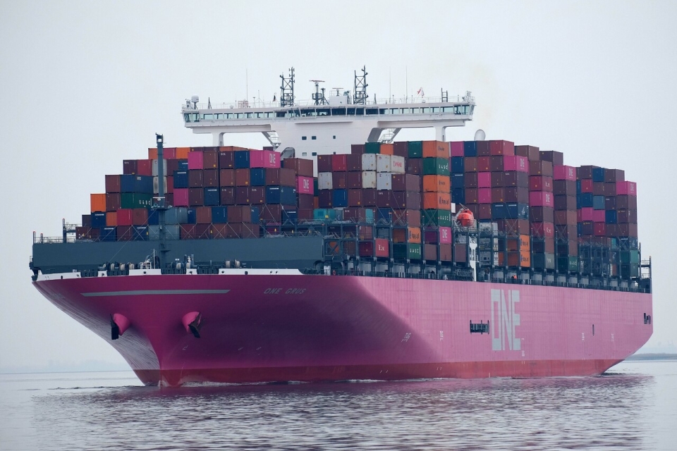 ONE orders ten methanol and ammonia-ready container ships Foto & Idee ONE orders ten methanol and ammonia-ready container ships Motiv