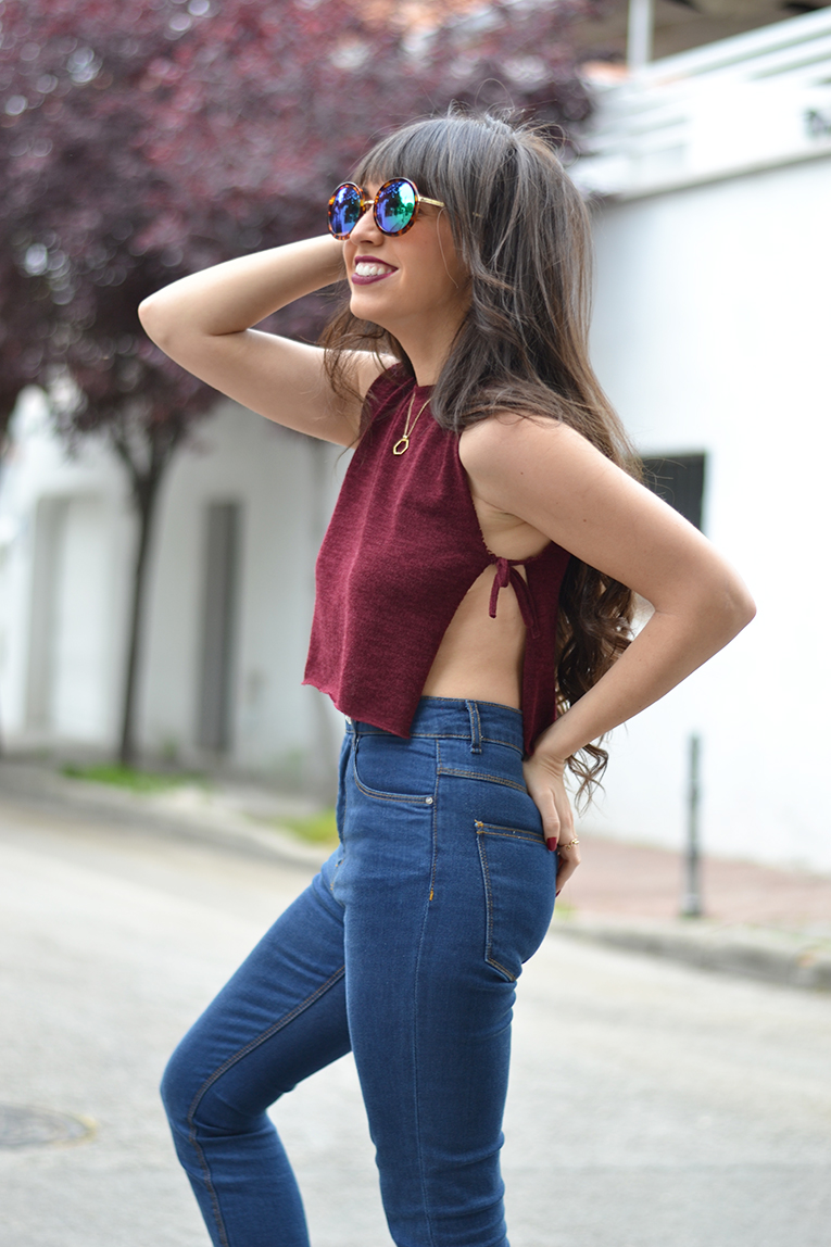 CUT OUT SIDES TOP - Wear Wild Bild & Inspiration CUT OUT SIDES TOP - Wear Wild Bildidee